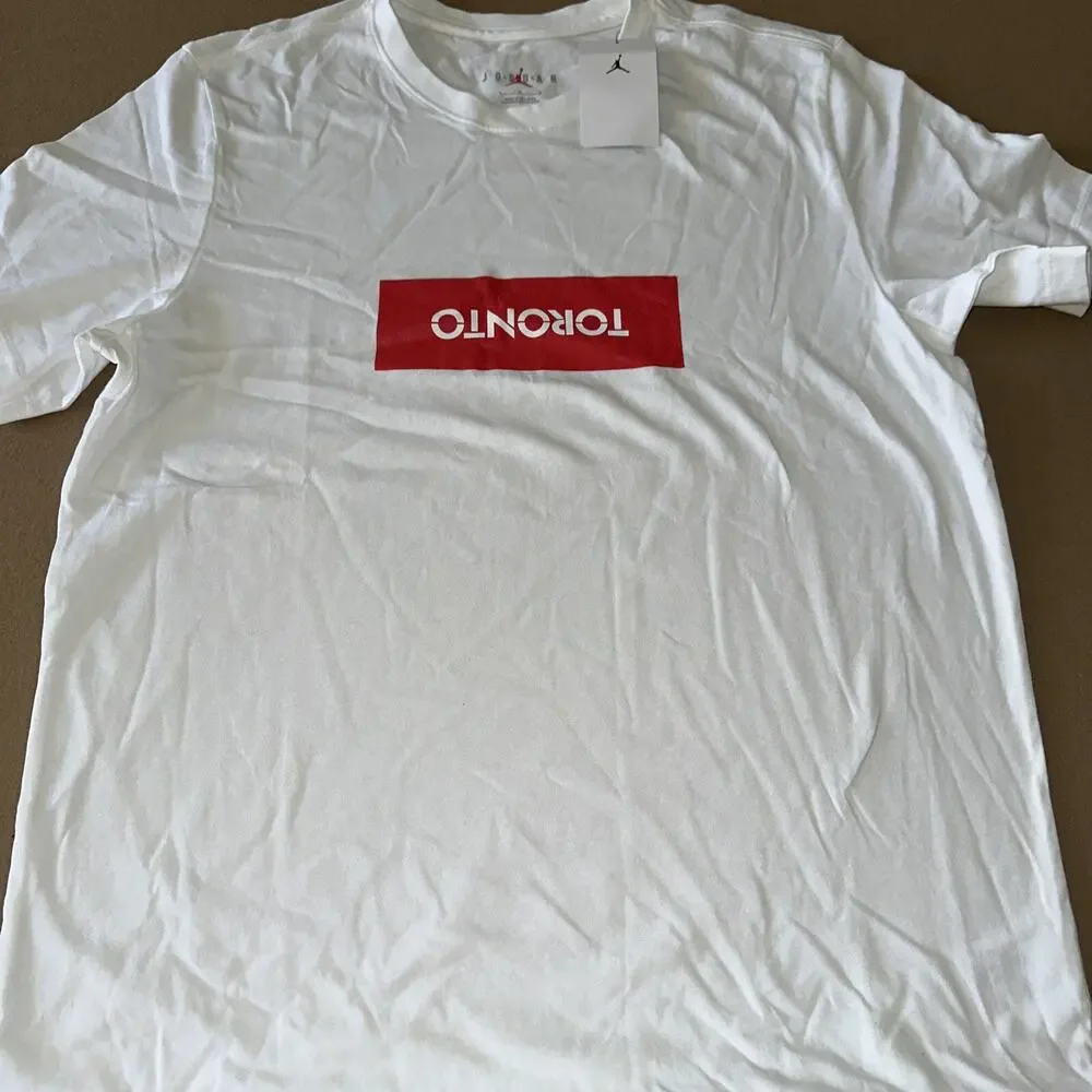 RARE Jordan Toronto Box Logo Graphic Shirt DO7857-100 White Size Large